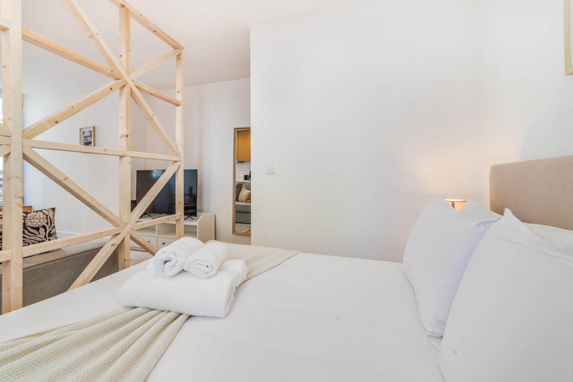 By The River - Alcantara Apartments Lisbon Bagian luar foto